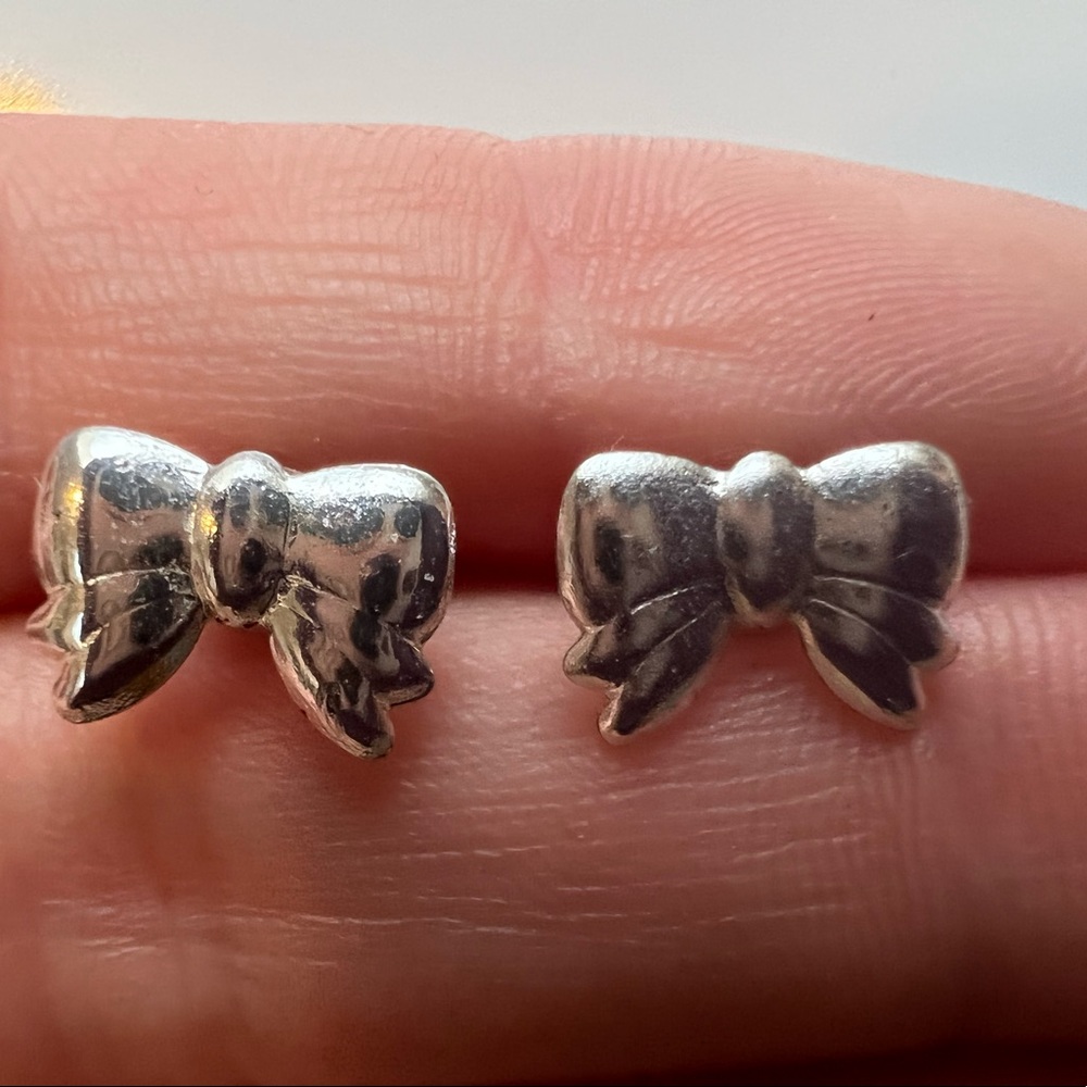 Bow Stud Earrings